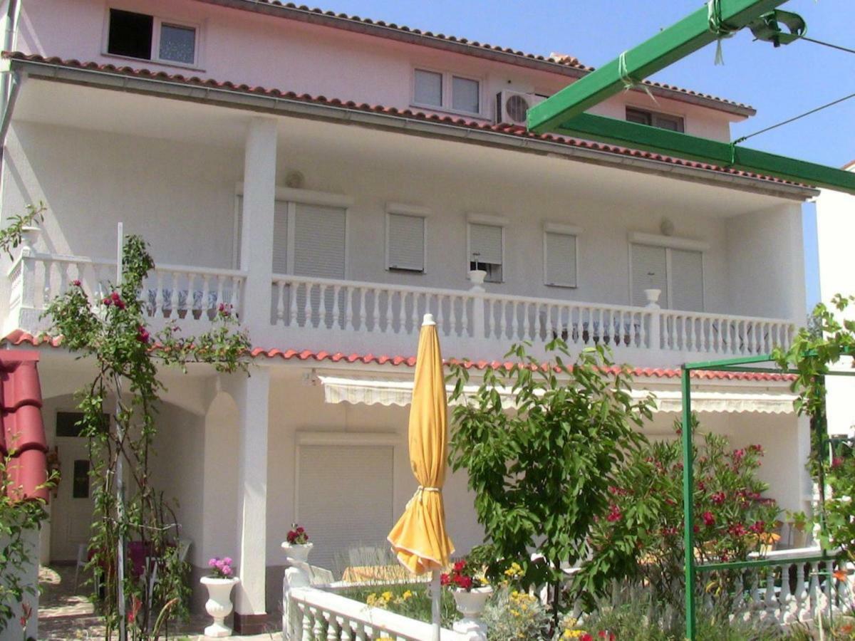 Lovely Meta Apartments Palit Kültér fotó